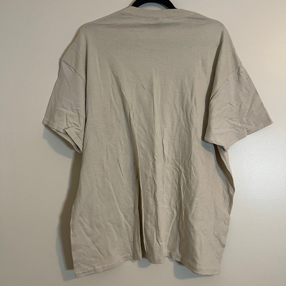 Gildan T-shirt Mens XL Sand Cool Papas Club Cowboy Western Graphic Tee Shirt - Picture 7 of 9